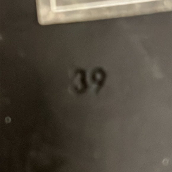 Charles & Keith slip on cream crochet Sandals size 39 - Picture 13 of 13